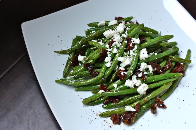 Roasted Green Beans with Sun-Dried Tomatoes and Goat Cheese
