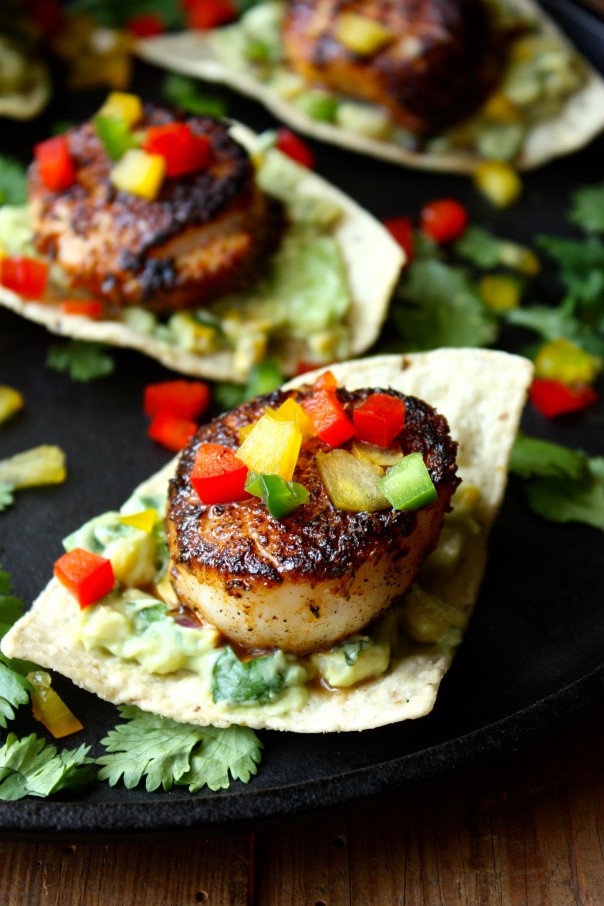 Blackened Scallops with Grilled Corn Guacamole